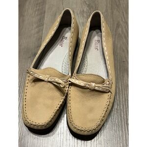 Women's Bass Tan Leather Loafers Romana‎ Shoes Sz 6.5 Very Good Condition!